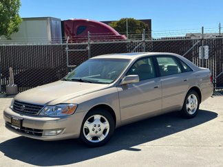 Used 2004 Toyota Avalon XLS image 1