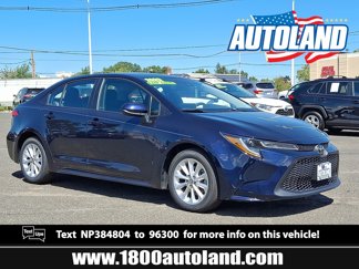 Used 2022 Toyota Corolla LE image 1
