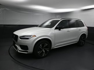 Used 2022 Volvo XC90 T8 R-Design w/ Advanced Package image 1