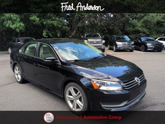 Used 2014 Volkswagen Passat 1.8T SE image 1