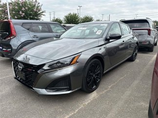 Used 2023 Nissan Altima 2.5 SR image 1