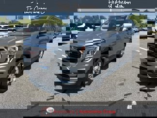 New 2024 GMC Terrain SLE w/ Driver Convenience Package image 1