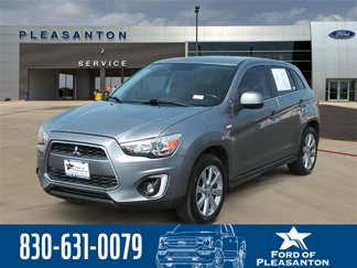 Used 2015 Mitsubishi Outlander Sport SE image 1