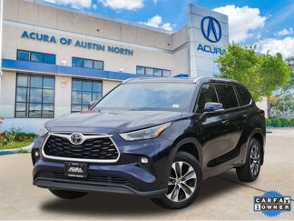 Used 2022 Toyota Highlander XLE image 1
