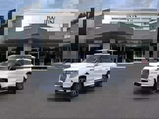 New 2025 Lincoln Corsair AWD w/ Equipment Group 101A image 1