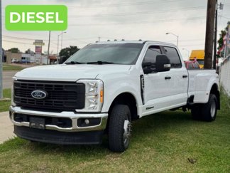 Used 2023 Ford F350 XL image 1