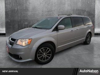 Used 2017 Dodge Grand Caravan SXT image 1