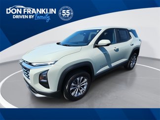 New 2025 Chevrolet Equinox LT image 1