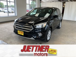Used 2017 Ford Escape SE image 1