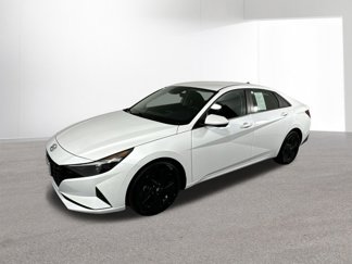 Used 2022 Hyundai Elantra SEL image 1