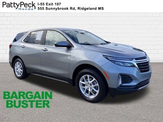 Used 2023 Chevrolet Equinox LT w/ Driver Convenience Package image 1