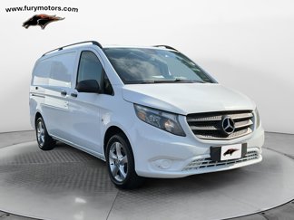 Used 2016 Mercedes-Benz Metris image 1