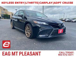Used 2023 Toyota Camry SE image 1