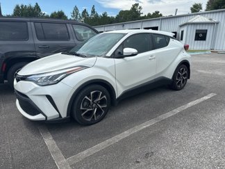 Used 2021 Toyota C-HR XLE image 1