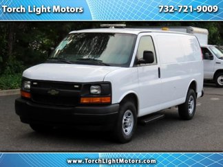 Used 2017 Chevrolet Express 2500 image 1