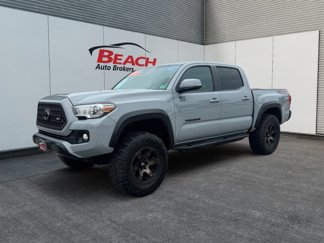 Used 2019 Toyota Tacoma TRD Off-Road image 1