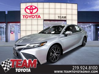 Used 2023 Toyota Camry SE image 1