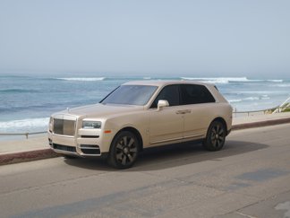 Used 2021 Rolls-Royce Cullinan image 1