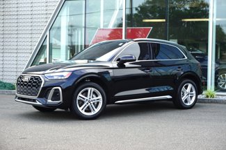 Certified 2025 Audi Q5 e Premium image 1