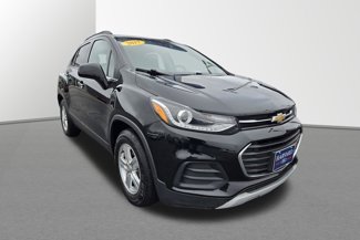 Used 2017 Chevrolet Trax LT w/ LT Convenience Package image 1