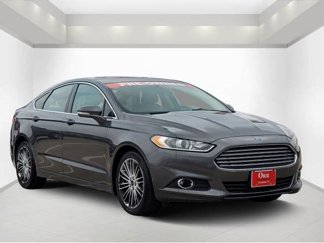 Used 2015 Ford Fusion SE w/ Equipment Group 202A image 1