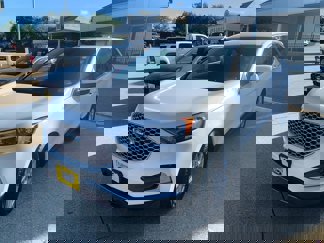Used 2024 Ford Edge SEL image 1