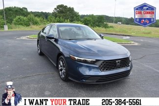 Used 2023 Honda Accord EX image 1