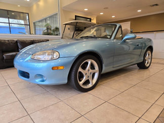 Used 2001 MAZDA MX-5 Miata image 1