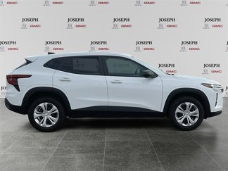 Used 2024 Chevrolet Trax LS image 1