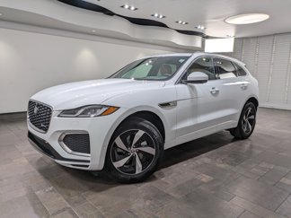 Used 2025 Jaguar F-PACE R-Dynamic S image 1