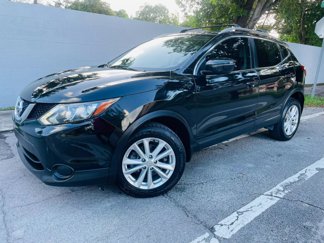 Used 2017 Nissan Rogue Sport SV image 1