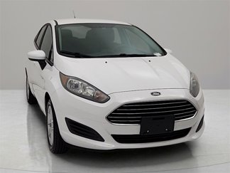 Used 2018 Ford Fiesta SE image 1