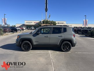 Used 2022 Jeep Renegade Altitude image 1