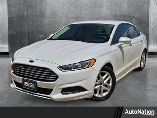 Used 2015 Ford Fusion SE image 1