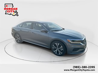 Used 2022 Volkswagen Passat 2.0T SE image 1