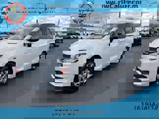 New 2025 Chrysler Voyager LX image 1