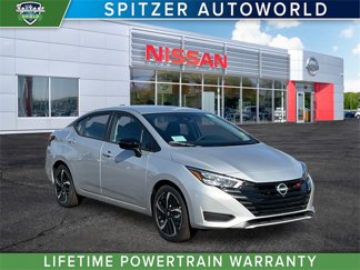 New 2025 Nissan Versa SR image 1