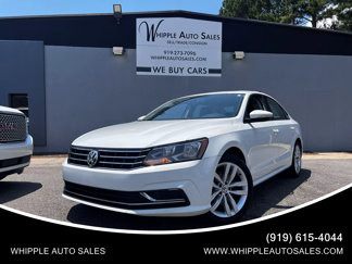 Used 2019 Volkswagen Passat 2.0T Wolfsburg image 1