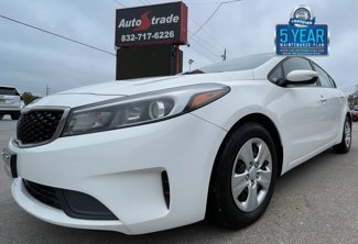 Used 2017 Kia Forte LX image 1
