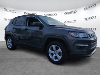 Used 2017 Jeep Compass Latitude w/ Popular Equipment Group image 1