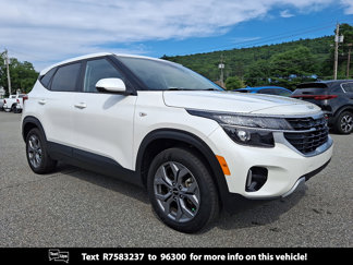 Used 2024 Kia Seltos LX image 1