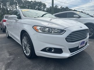 Used 2016 Ford Fusion SE w/ Equipment Group 202A image 1
