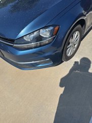 Used 2018 Volkswagen Golf S image 1