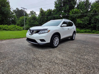 Used 2016 Nissan Rogue S image 1