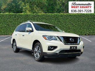 Used 2017 Nissan Pathfinder SL w/ SL Premium Package image 1