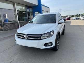 Used 2017 Volkswagen Tiguan SEL image 1