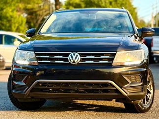 Used 2019 Volkswagen Tiguan SE image 1