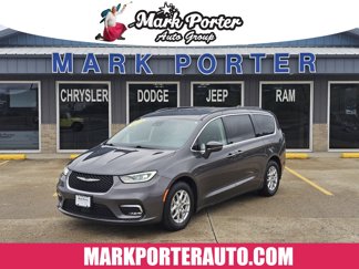 Used 2022 Chrysler Pacifica Touring-L image 1
