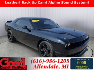 Used 2019 Dodge Challenger SXT w/ Plus Package image 1