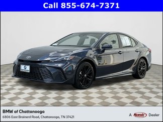Used 2025 Toyota Camry SE image 1